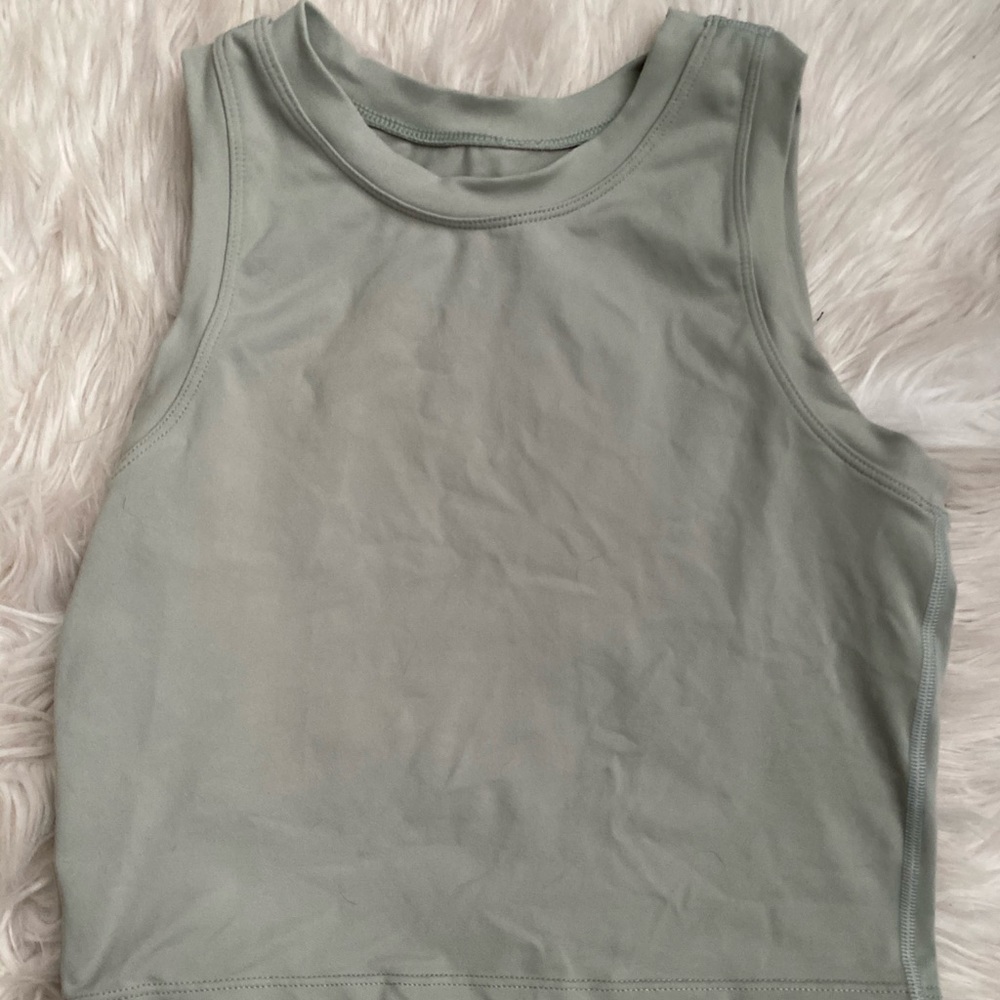 Paragon Columbia Crop Top